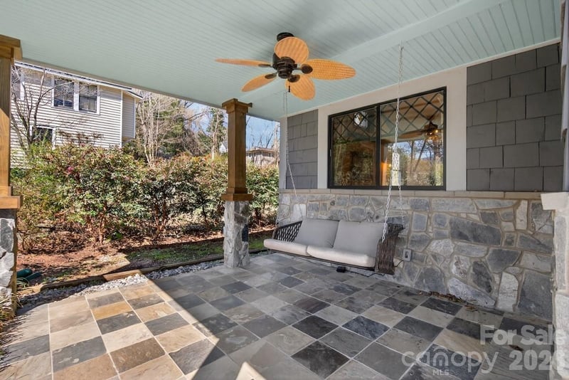 95 Whitney Ave, Tryon, NC 28782