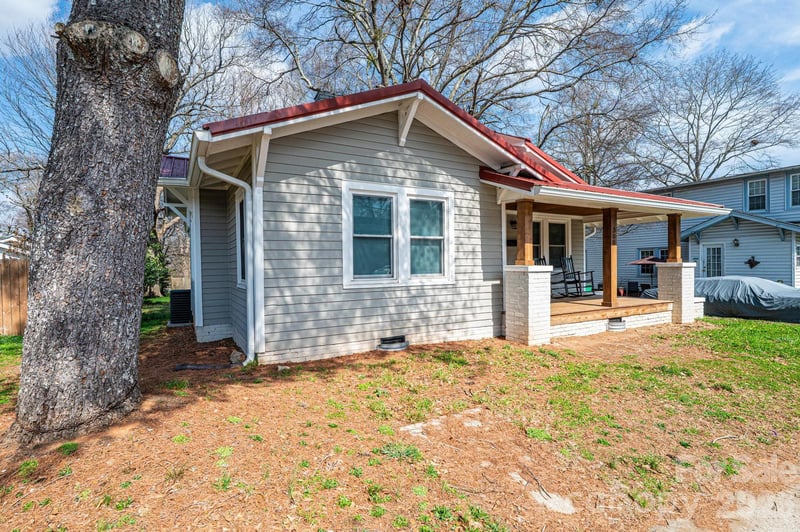308 Sycamore St, Lincolnton, NC 28092