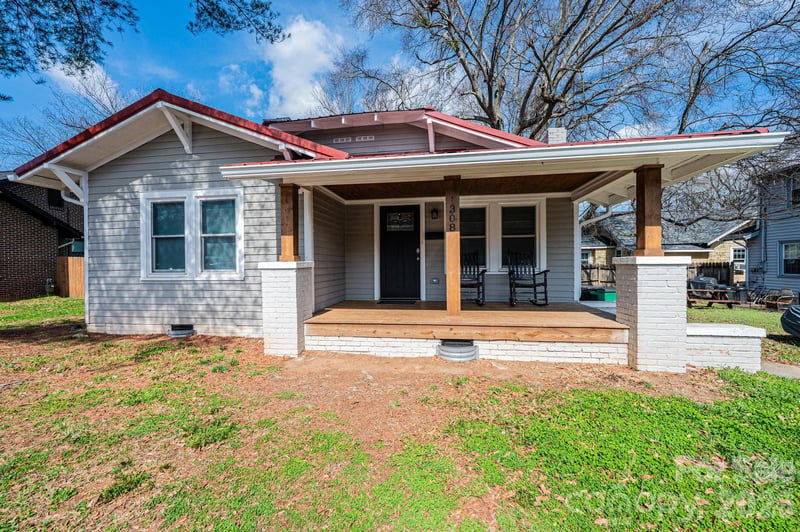 308 Sycamore St, Lincolnton, NC 28092