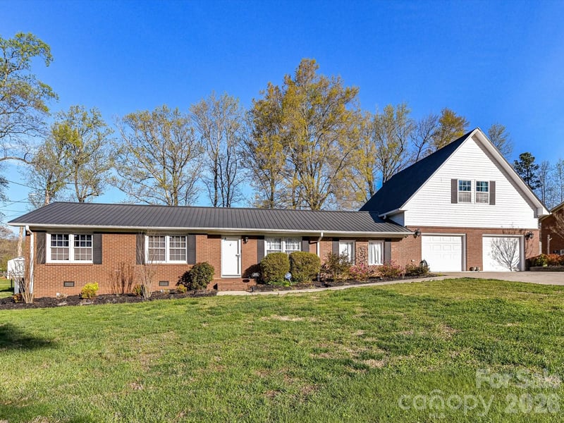 7731 Orrview Dr, Mint Hill, NC 28227