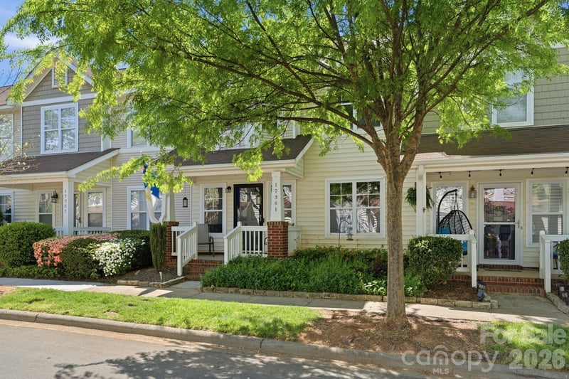 17361 Villanova Rd, Huntersville, NC 28078