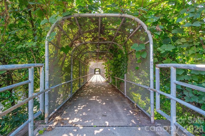 99999 Hazzard St #16, Asheville, NC 28801