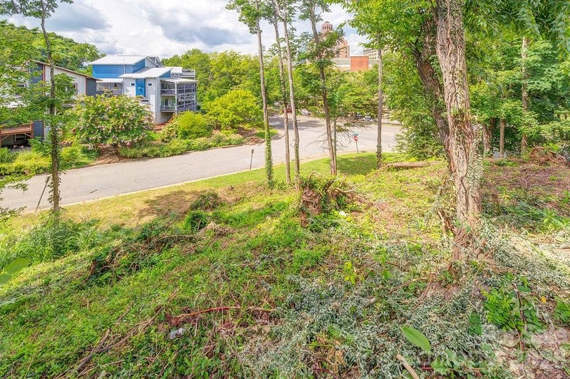 99999 Hazzard St #16, Asheville, NC 28801