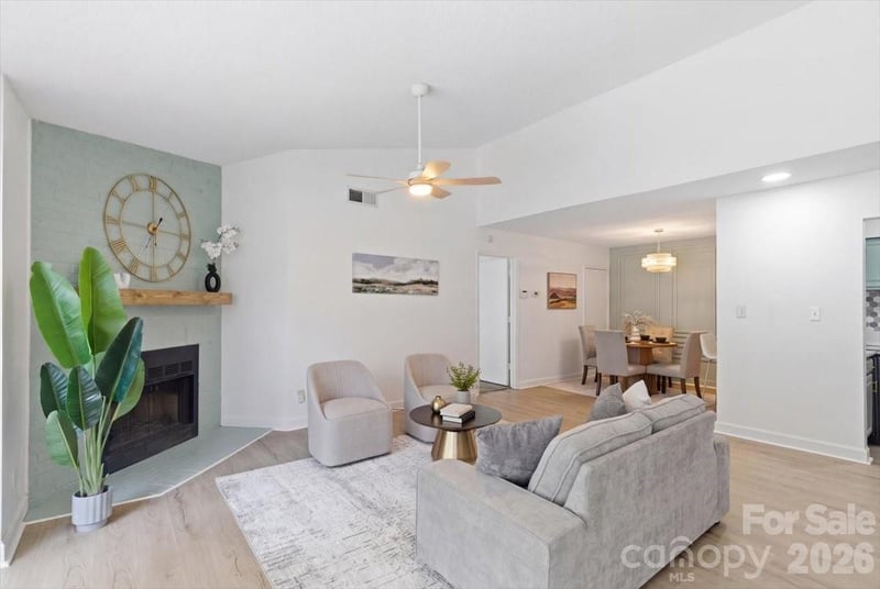 1612 Sharon Rd #66, Charlotte, NC 28210