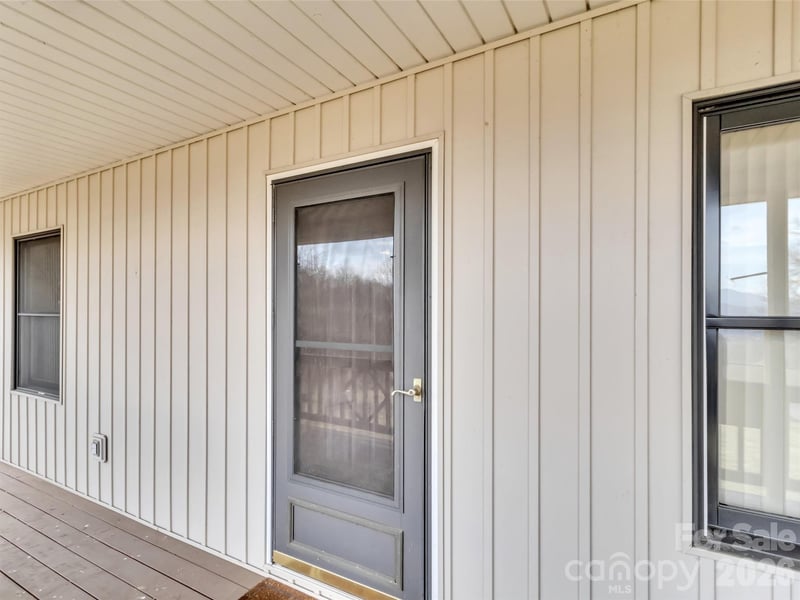 122 Vinewood Dr, Waynesville, NC 28786