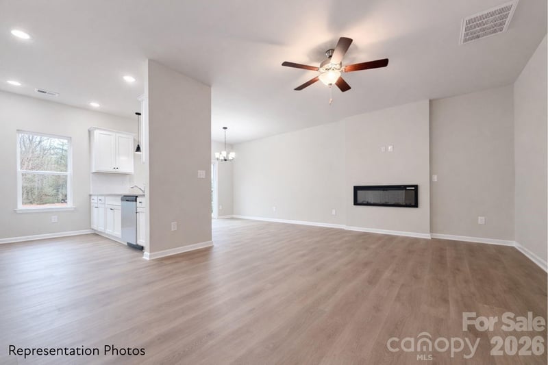 3718 Sally Ln, Charlotte, NC 28227