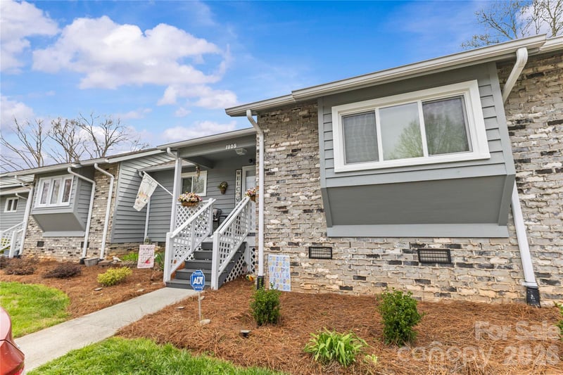 1805 Wellington Hills Cir, Salisbury, NC 28147