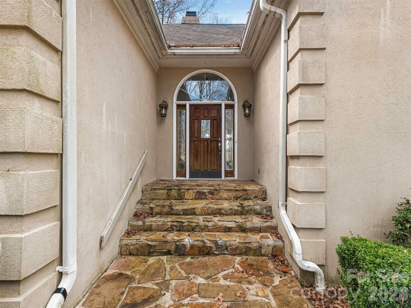 4148 Old Course Dr, Charlotte, NC 28277