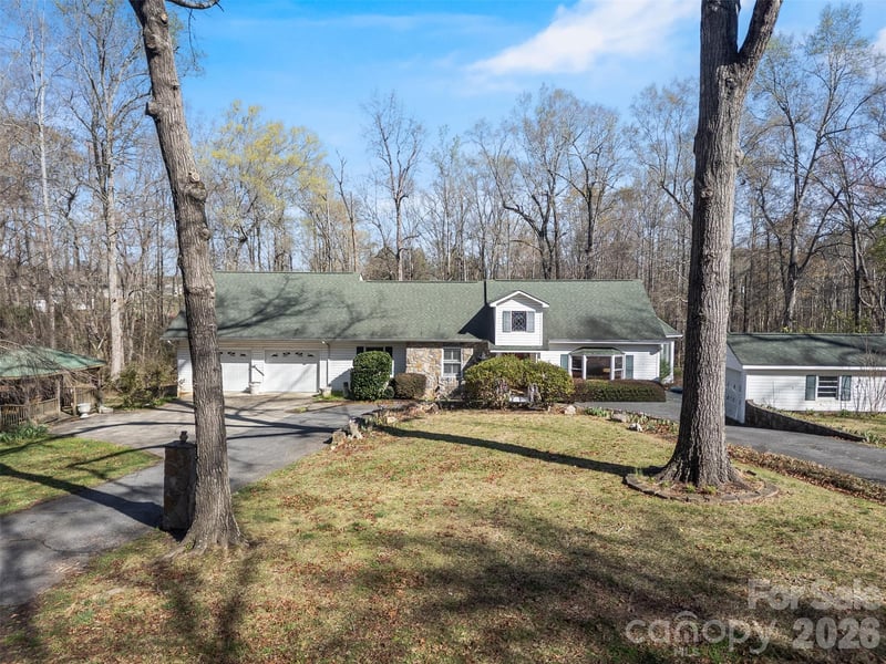 188 Oak Forest Cir, Gaffney, SC 29341