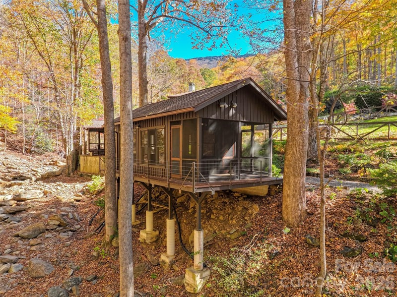 191 Fork Rd, Burnsville, NC 28714