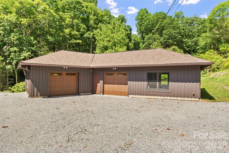 191 Fork Rd, Burnsville, NC 28714