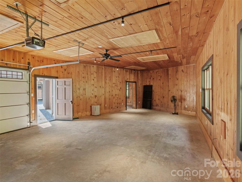 191 Fork Rd, Burnsville, NC 28714