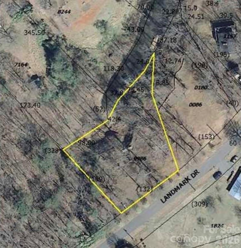 3700 Landmark Dr, Sherrills Ford, NC 28673
