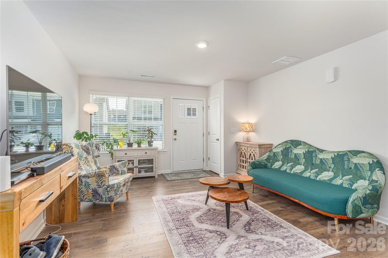 86 Malcolm Ct, Candler, NC 28715