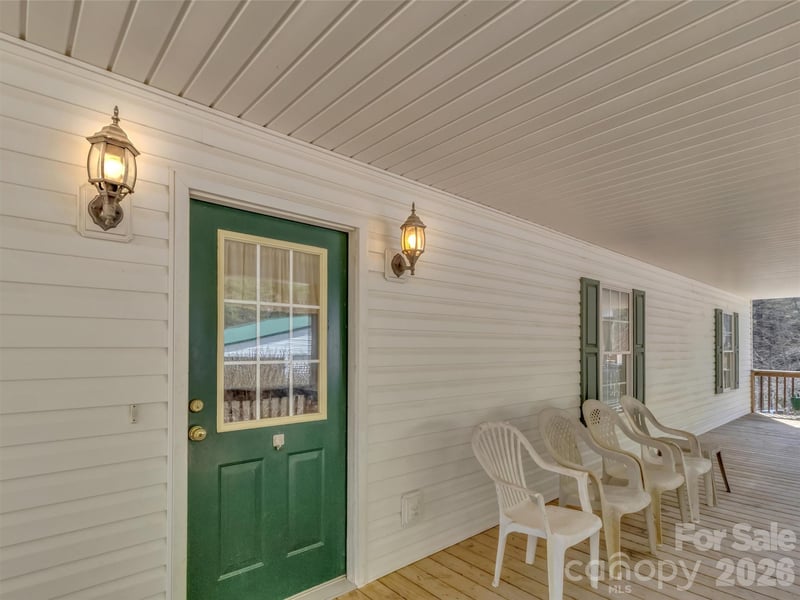 39 Millard Cove Rd, Leicester, NC 28748