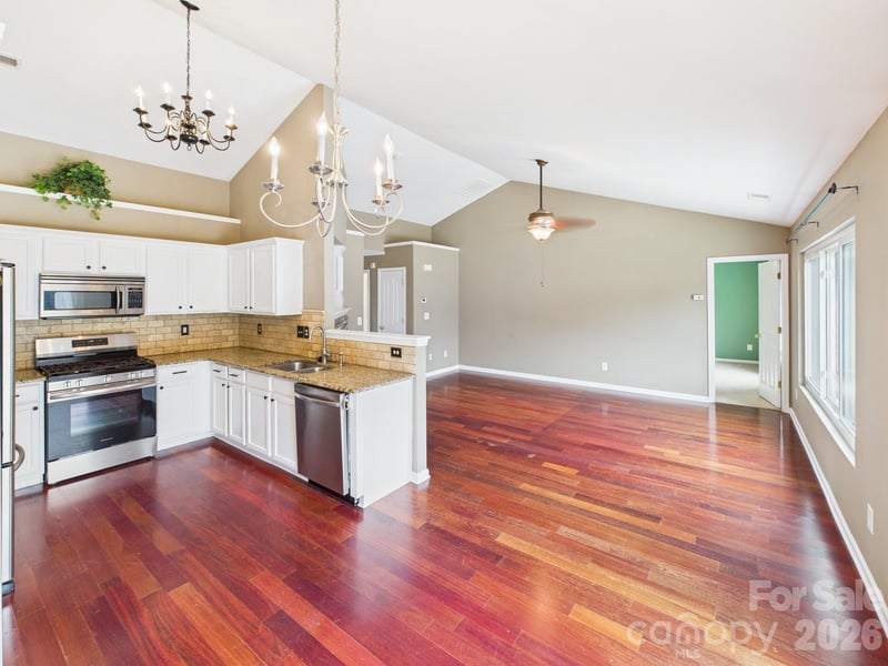 105 Milroy Ln, Mooresville, NC 28115