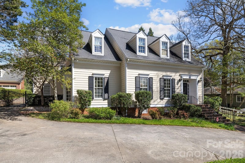 2727 Hampton Ave, Charlotte, NC 28207