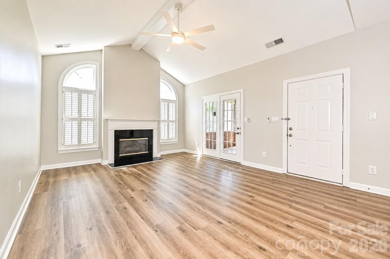 8348 Highland Glen Dr, Charlotte, NC 28269