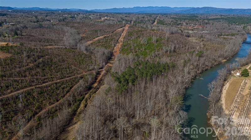 Carbon City Rd, Morganton, NC 28655
