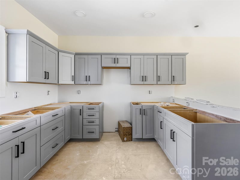 143 Carver St #10, Brevard, NC 28712