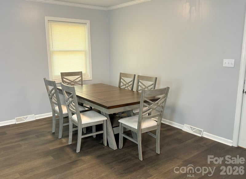 2044 Helen Dr, Gastonia, NC 28054