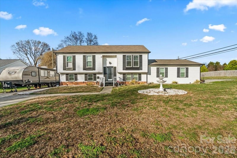 10931 Magenta Ln, Charlotte, NC 28262