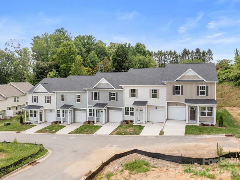20 Bessie Luther Blvd #41, Candler, NC 28715