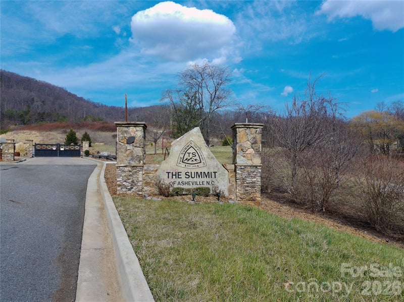 Summit Hills Dr, Candler, NC 28716