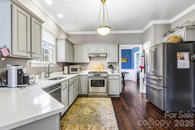 1017 Columbine Rd, Asheville, NC 28803