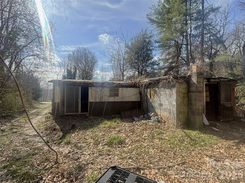124 Candler Knob Rd, Asheville, NC 28806
