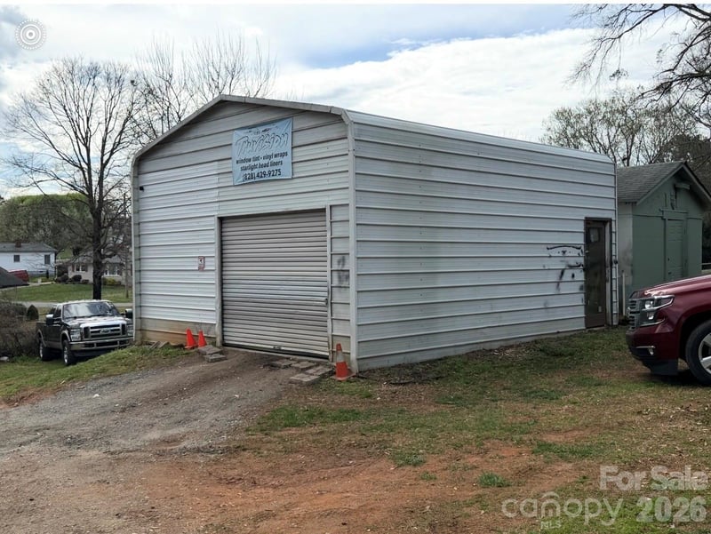 119 Collins Ave, Forest City, NC 28043