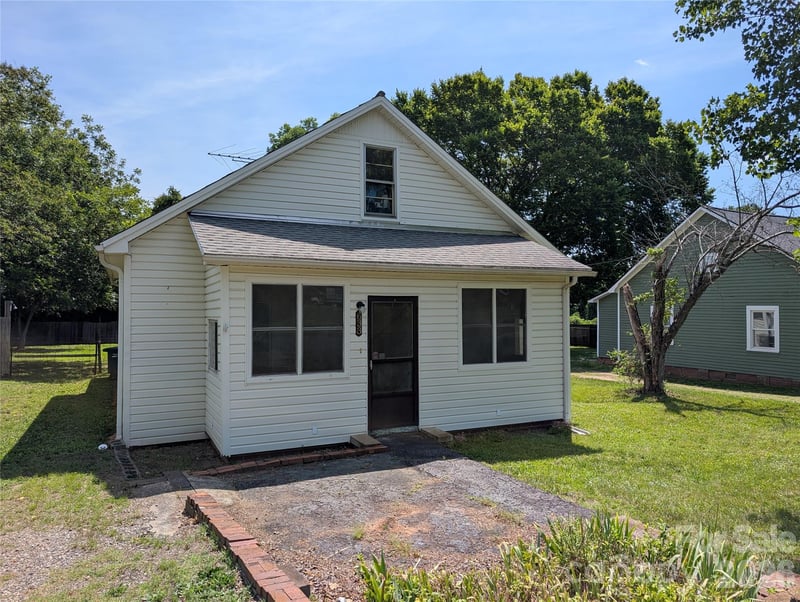 633 Eastway Dr, Troutman, NC 28166