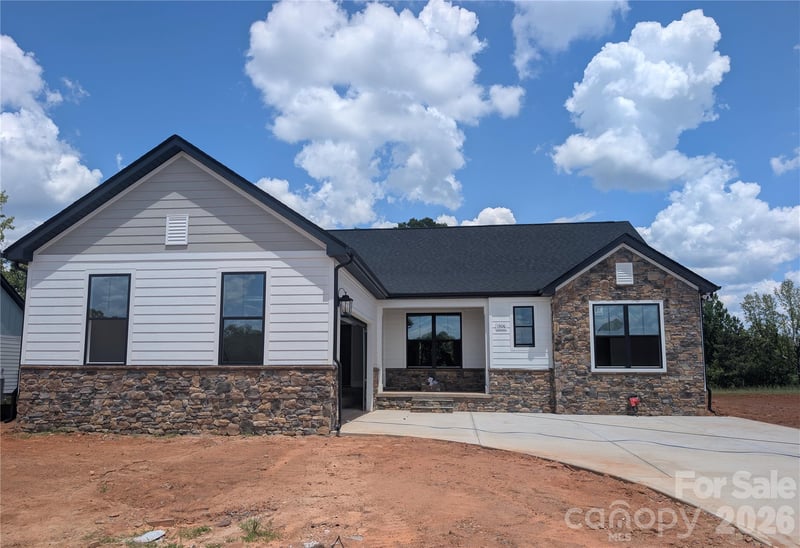 1306 Copper Leaf Dr, Rock Hill, SC 29732