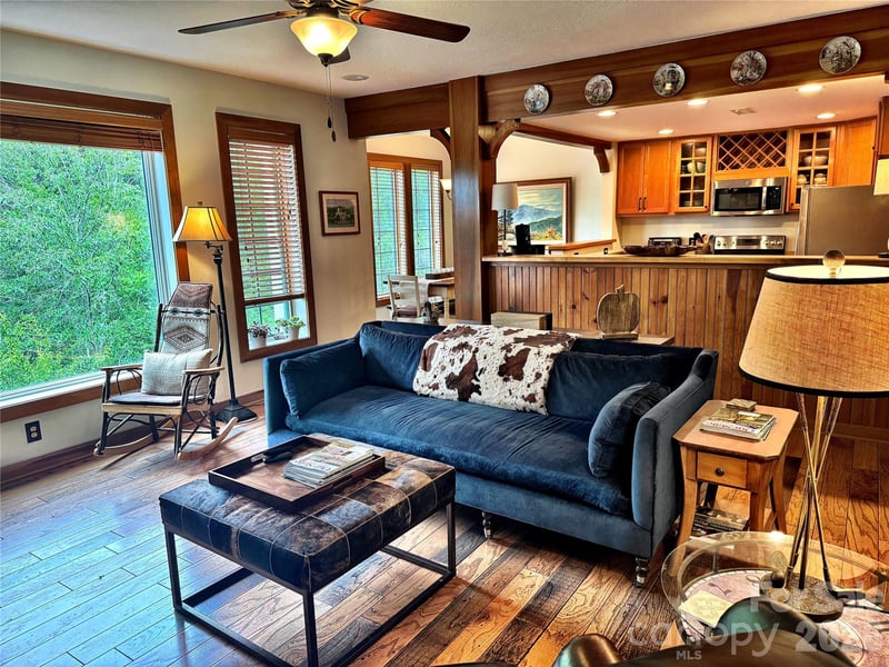 222 Creekside Way #D201, Burnsville, NC 28714