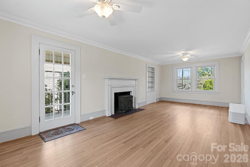 121 Westwood Rd, Asheville, NC 28804