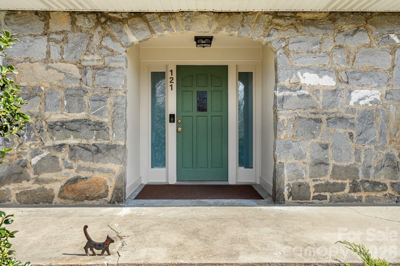 121 Westwood Rd, Asheville, NC 28804