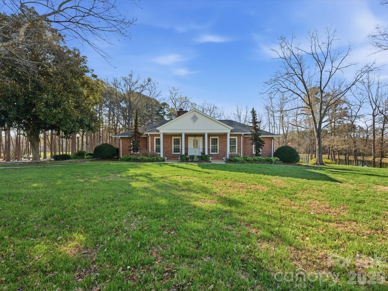 7591 Charlotte Hw, York, SC 29745