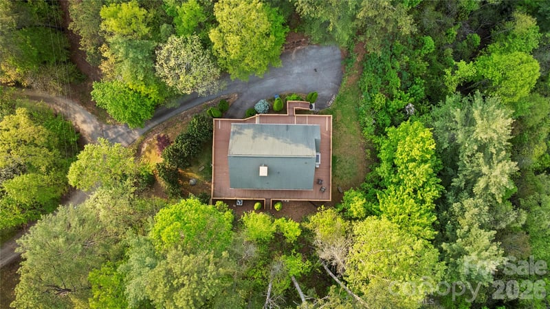 273 Rhododendron Rd, Almond, NC 28702