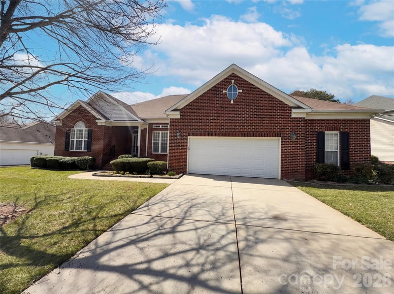 7700 Sedgebrook Dr, Stanley, NC 28164
