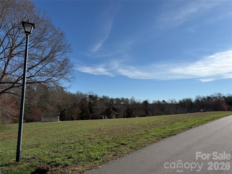225 Silver Creek Ln, Shelby, NC 28152