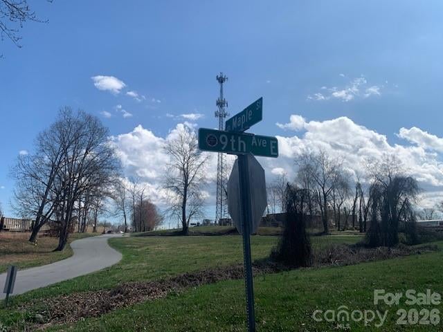 3.02ac 9th Ave E, Hendersonville, NC 28792