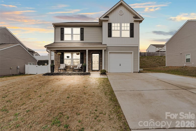 1525 Cazador Ln, York, SC 29745