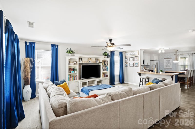 1525 Cazador Ln, York, SC 29745