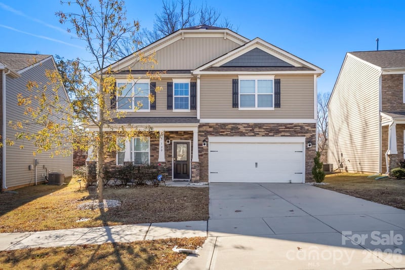 120 Sequoia Forest Dr, Mooresville, NC 28117
