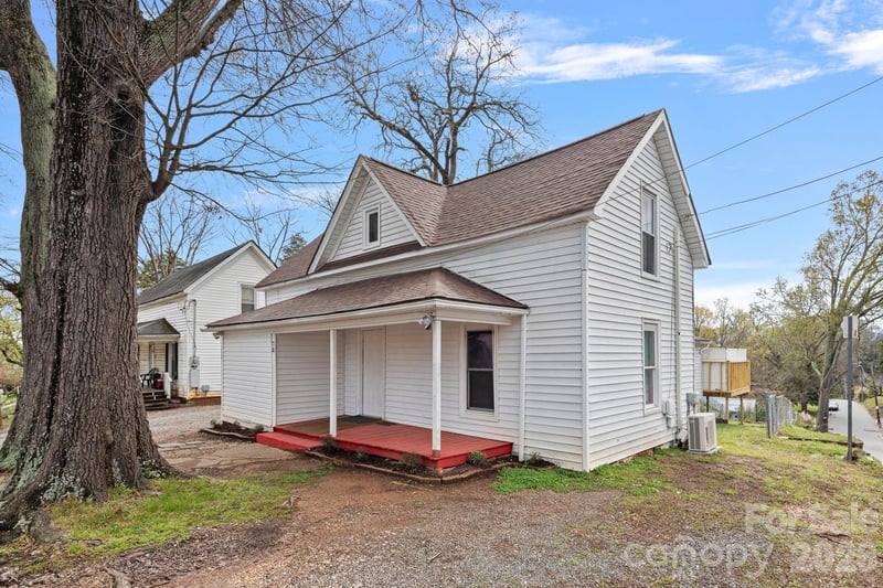 74 Meadow Ave, Concord, NC 28025