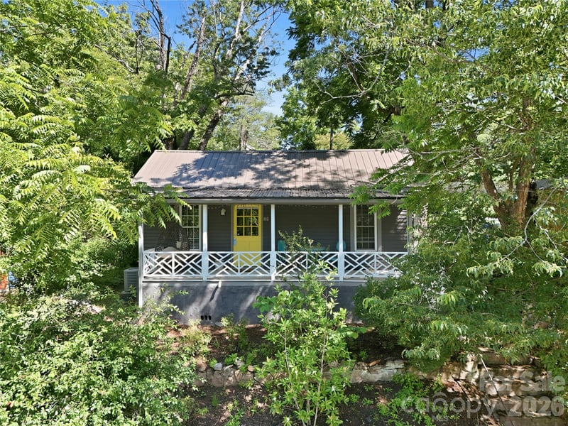 14 Woodrow Ave, Asheville, NC 28801