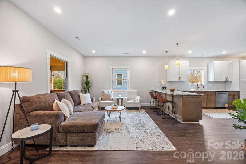 102 Clingman Ave, Asheville, NC 28801