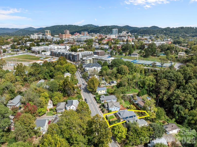 102 Clingman Ave, Asheville, NC 28801