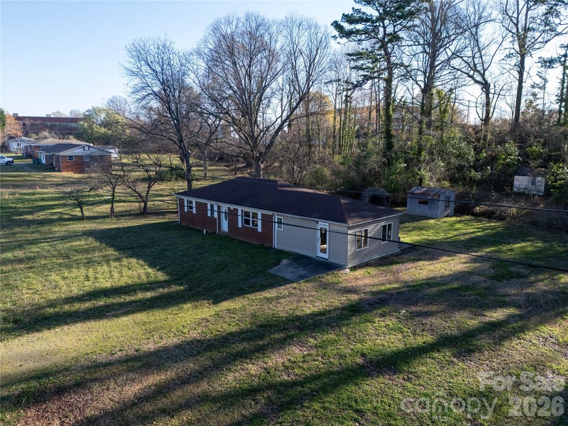 300 Clark Blvd, Charlotte, NC 28262