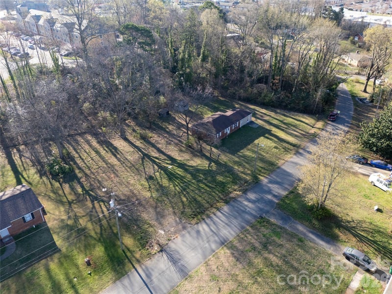 300 Clark Blvd, Charlotte, NC 28262